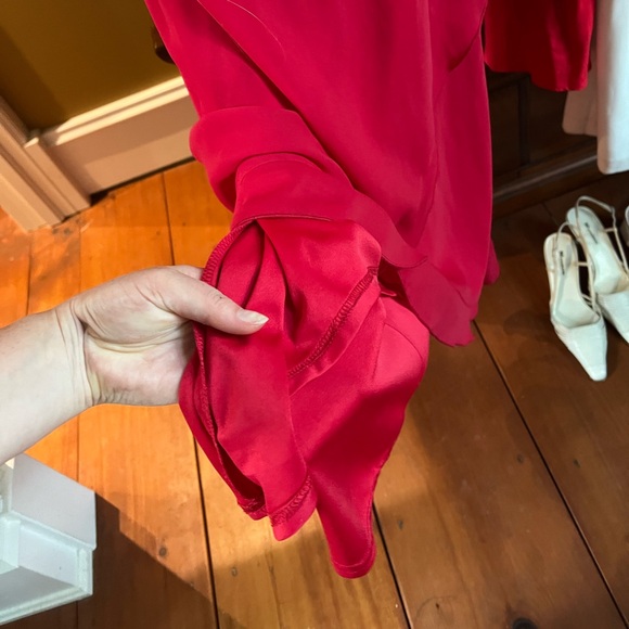 Red Ruffle midi dress - Picture 6 of 6